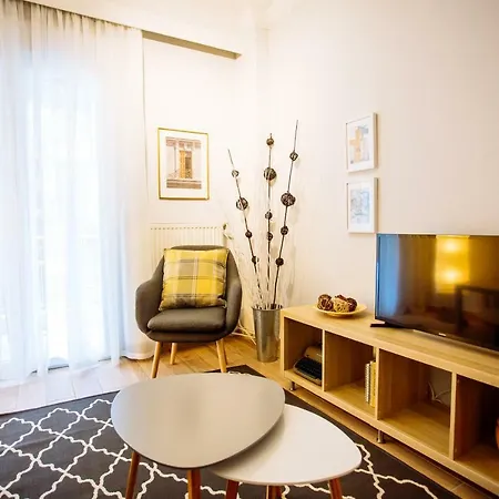 Luxurious & Modern | Walk Everywhere | 5★ Amenities * Thessalonique