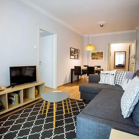 Luxurious & Modern | Walk Everywhere | 5★ Amenities * Thessalonique